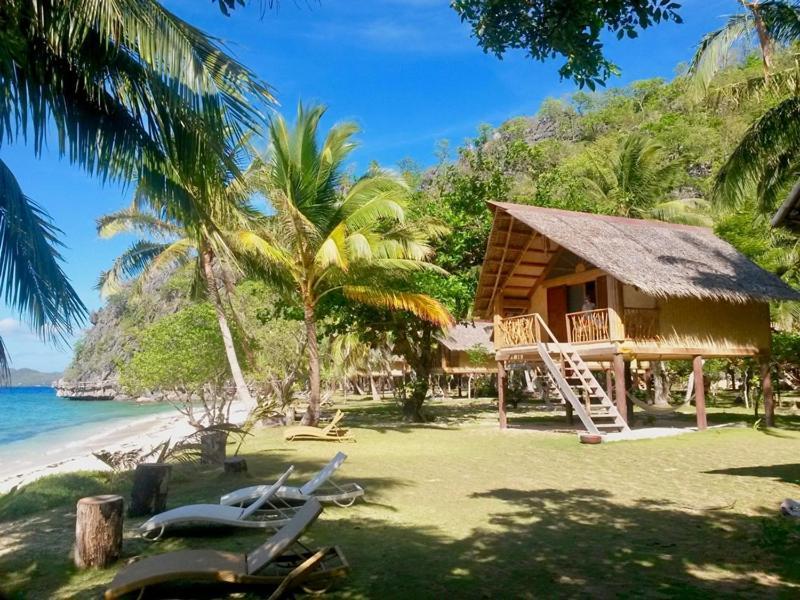 Sangat Island Dive Resort Coron Bagian luar foto