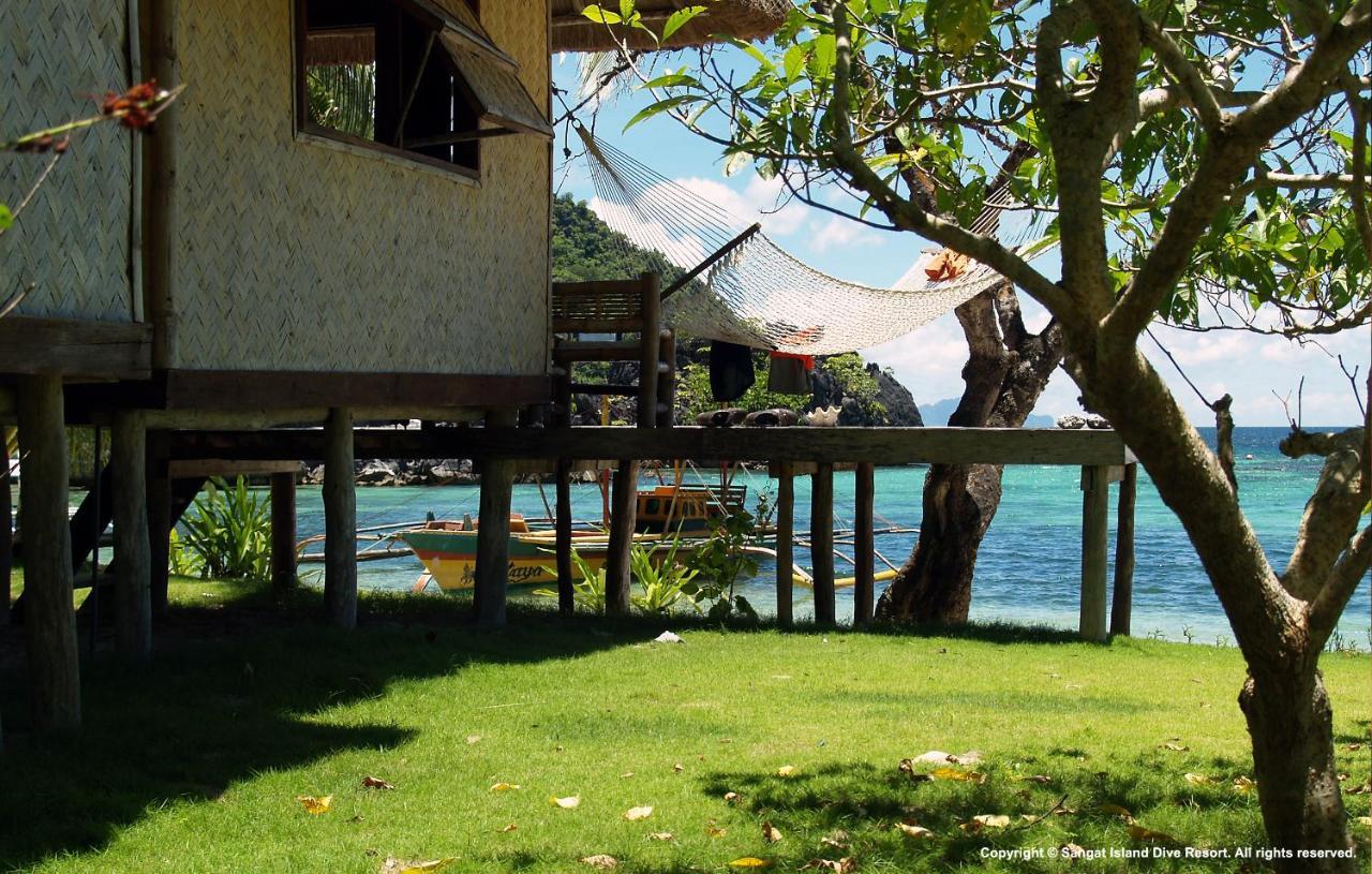 Sangat Island Dive Resort Coron Bagian luar foto