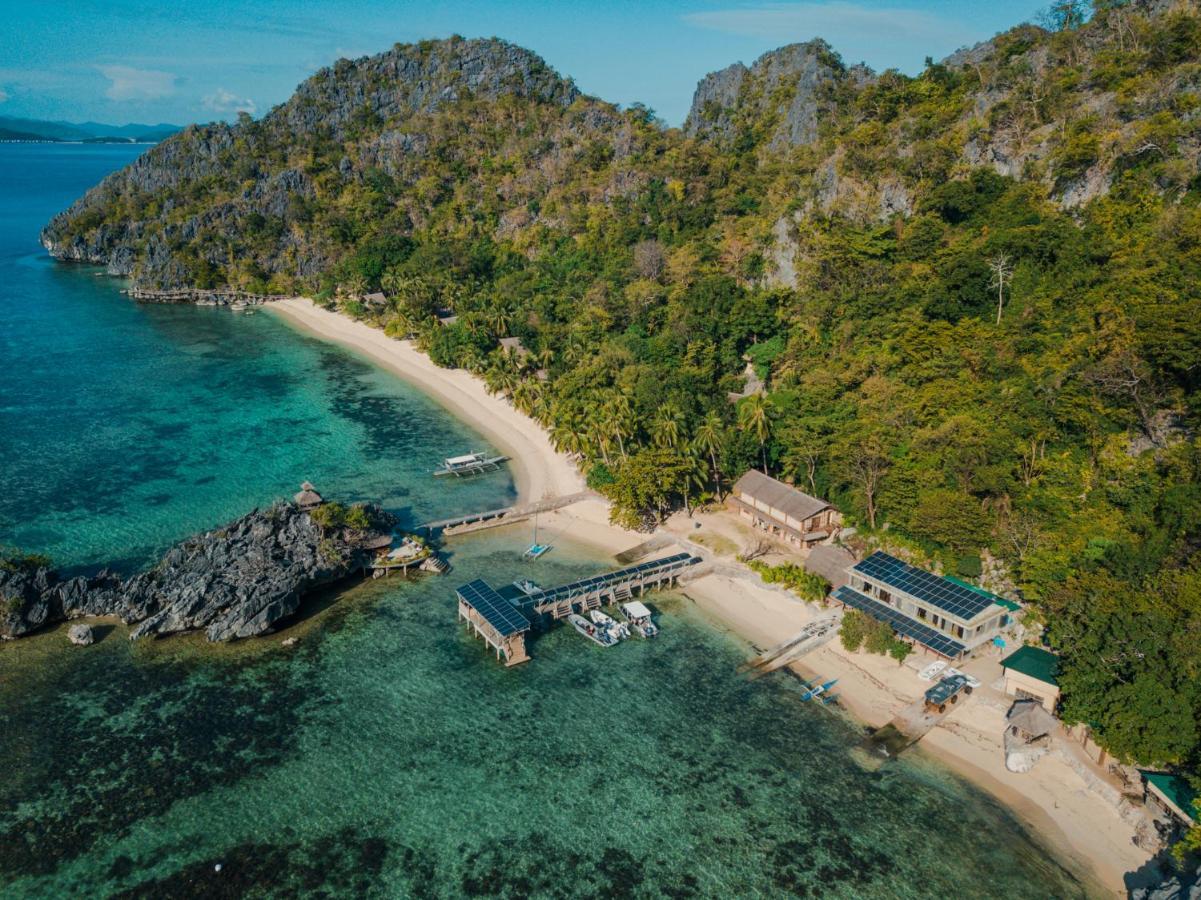 Sangat Island Dive Resort Coron Bagian luar foto