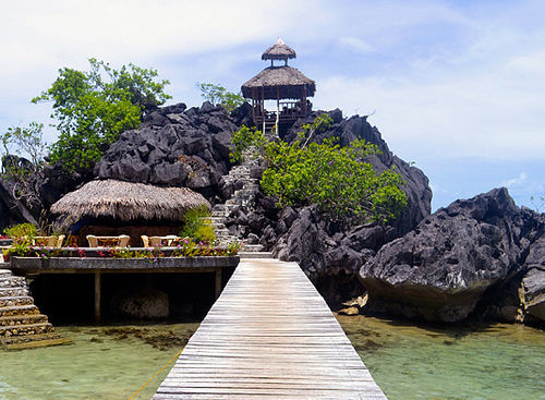 Sangat Island Dive Resort Coron Bagian luar foto